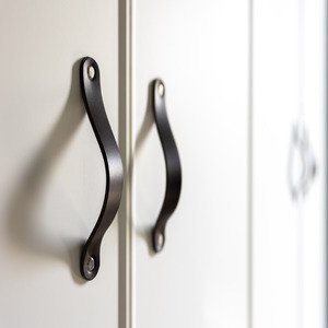 hinge installation
